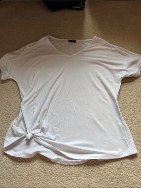 Casual V-Neck Knot Hem Women's Top - White
